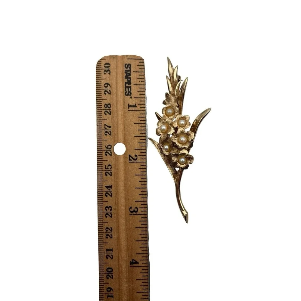 Vintage Marcel Boucher Gladiolus Gold-tone & Faux Pearl‎ Brooch 8373 Pin
